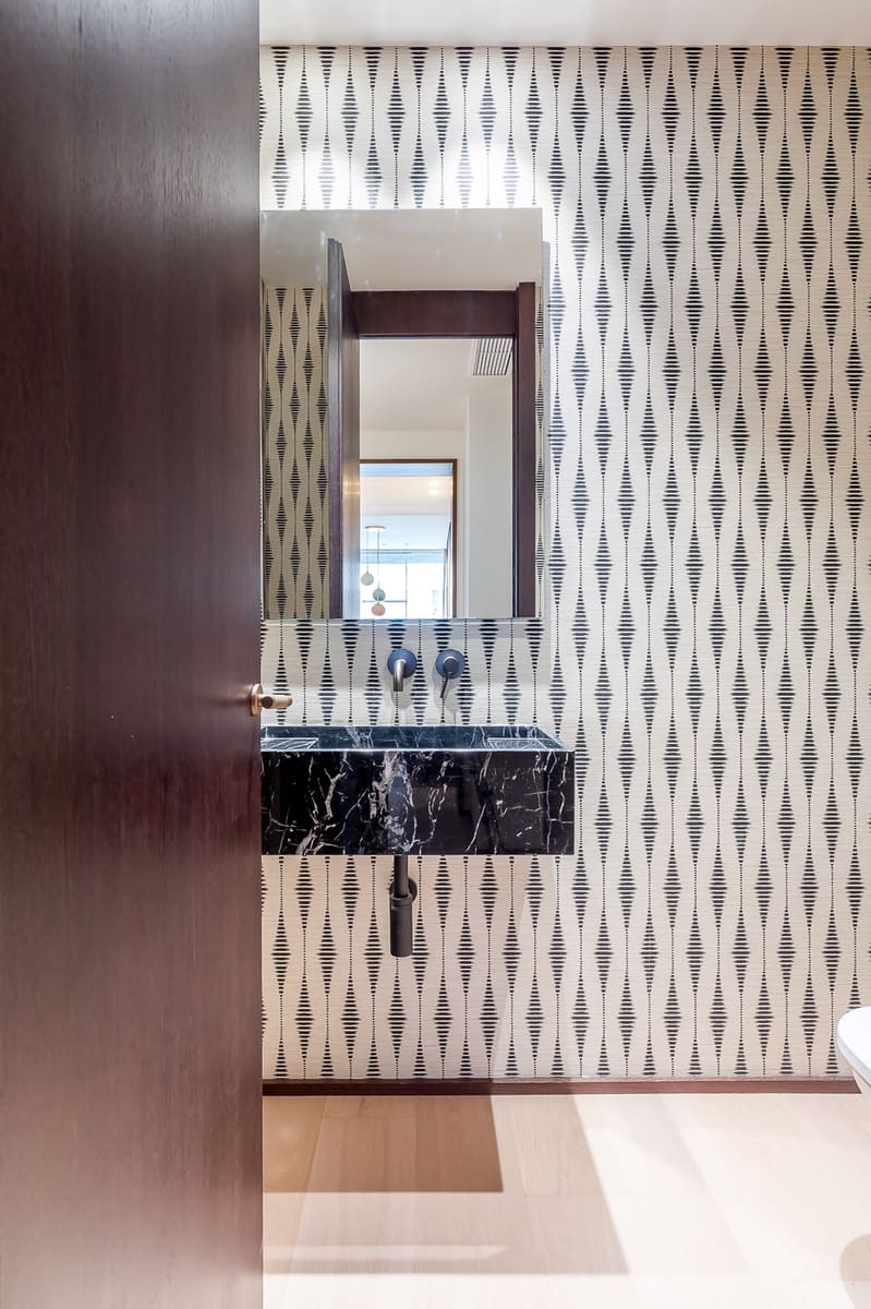 4 bedroom Flat for sale in Madrid city with garage - € 3,990,000 (Ref: 9730881)