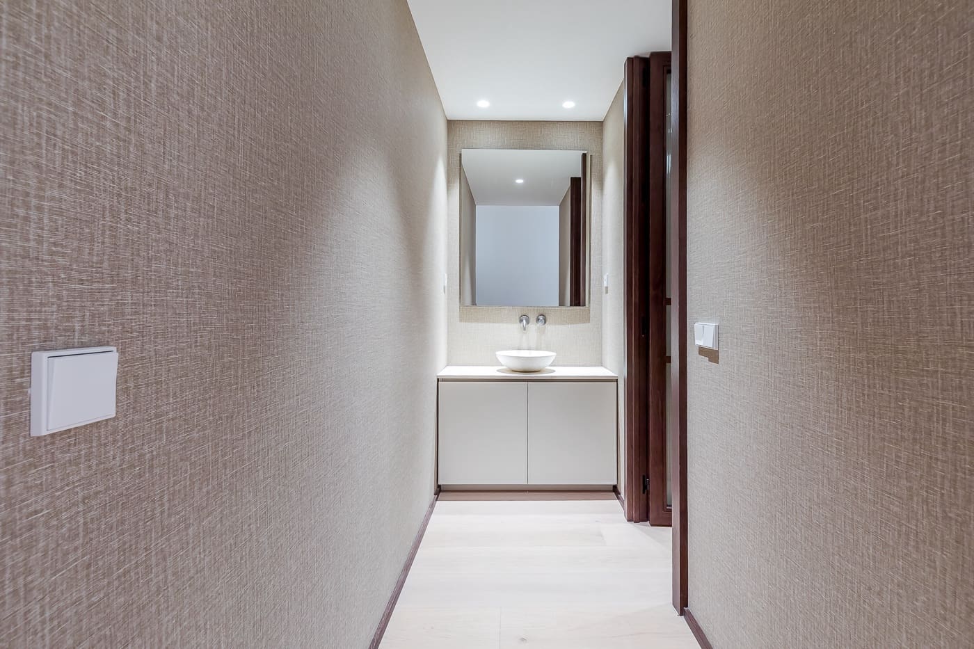 4 bedroom Flat for sale in Madrid city with garage - € 3,990,000 (Ref: 9730881)