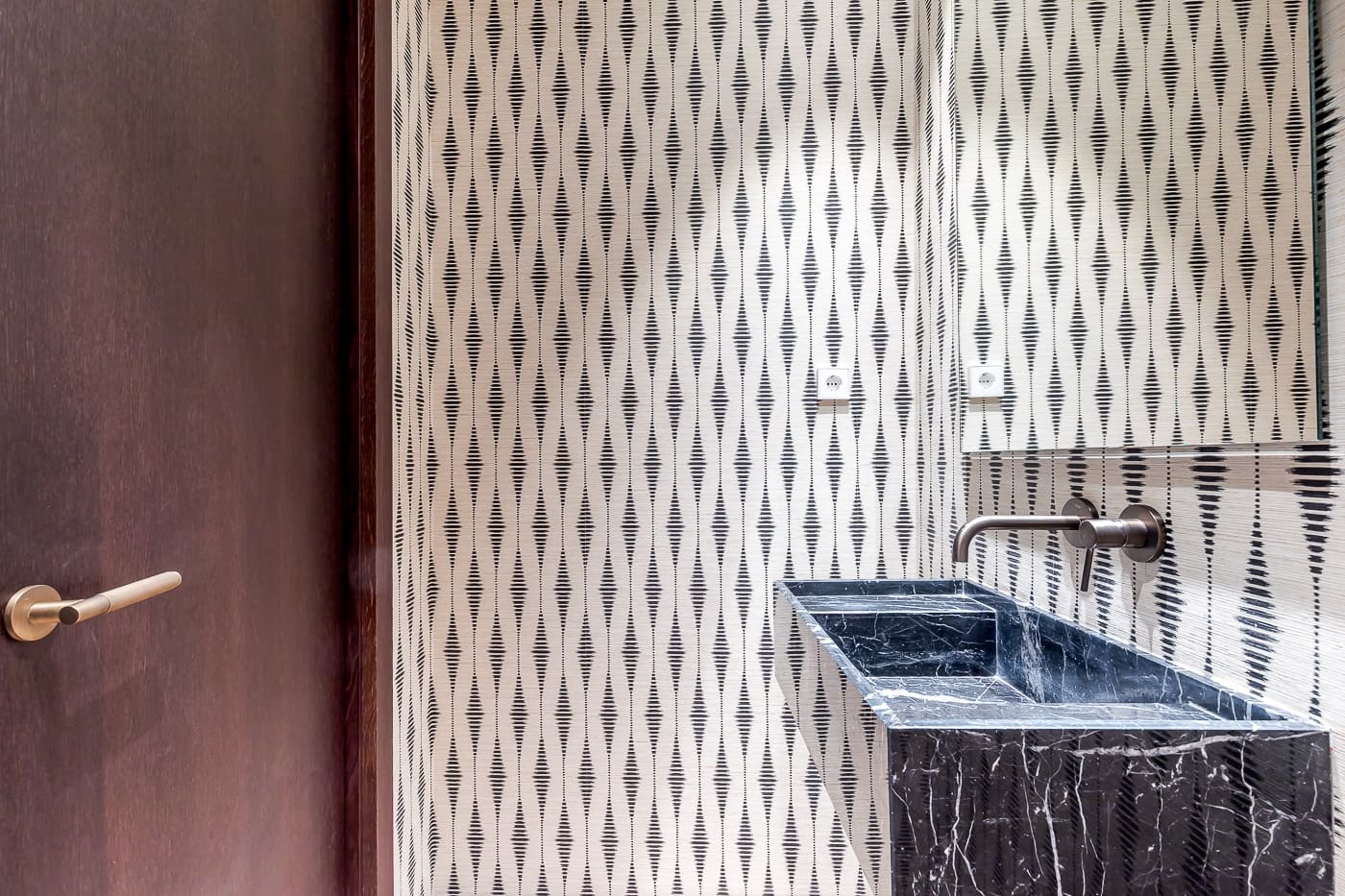 4 bedroom Flat for sale in Madrid city with garage - € 3,990,000 (Ref: 9730881)