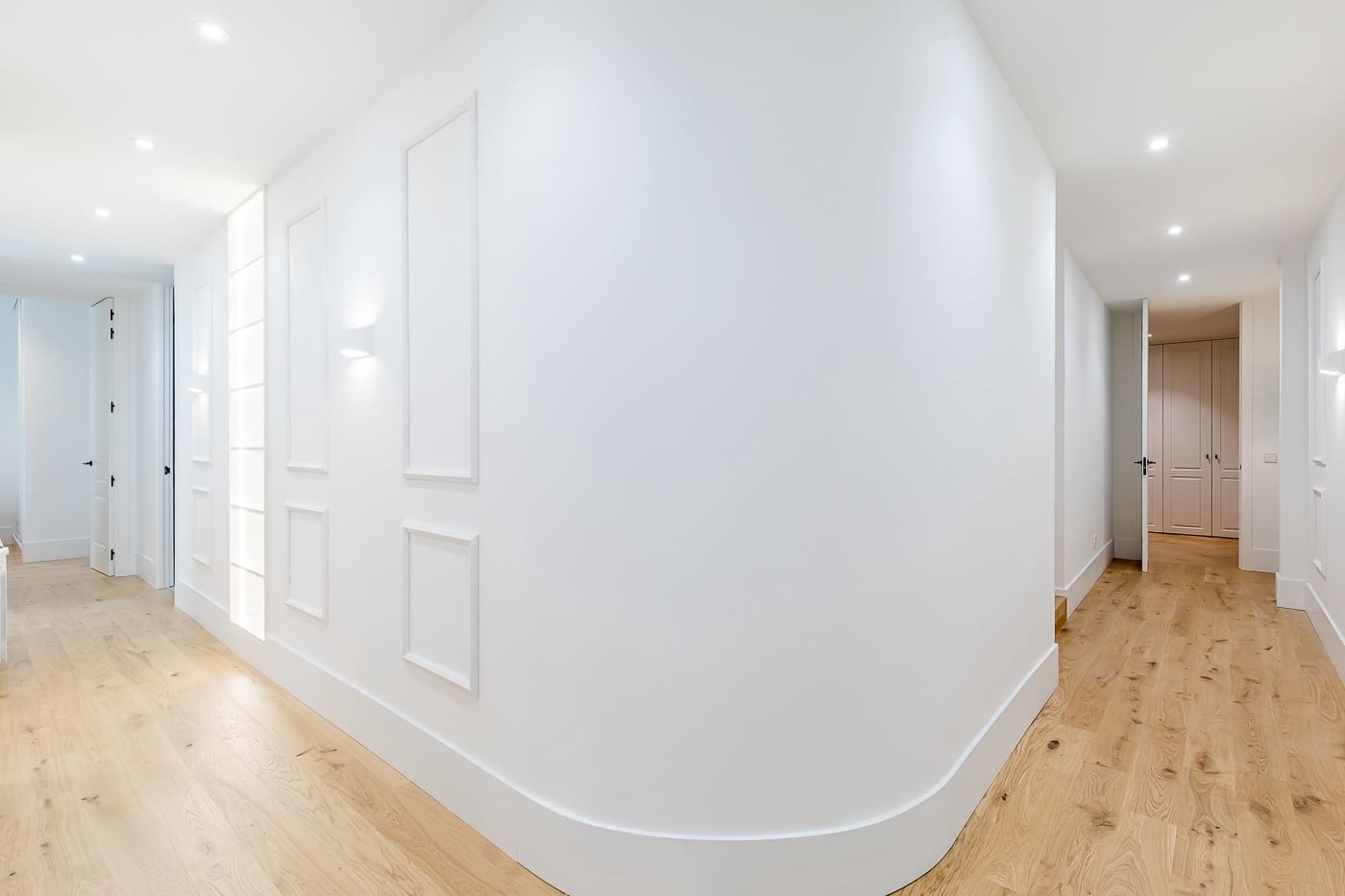 4 bedroom Apartment for sale in Madrid city with garage - € 3,375,000 (Ref: 9733449)