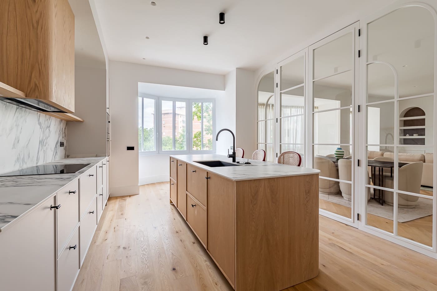 4 bedroom Apartment for sale in Madrid city with garage - € 3,375,000 (Ref: 9733449)