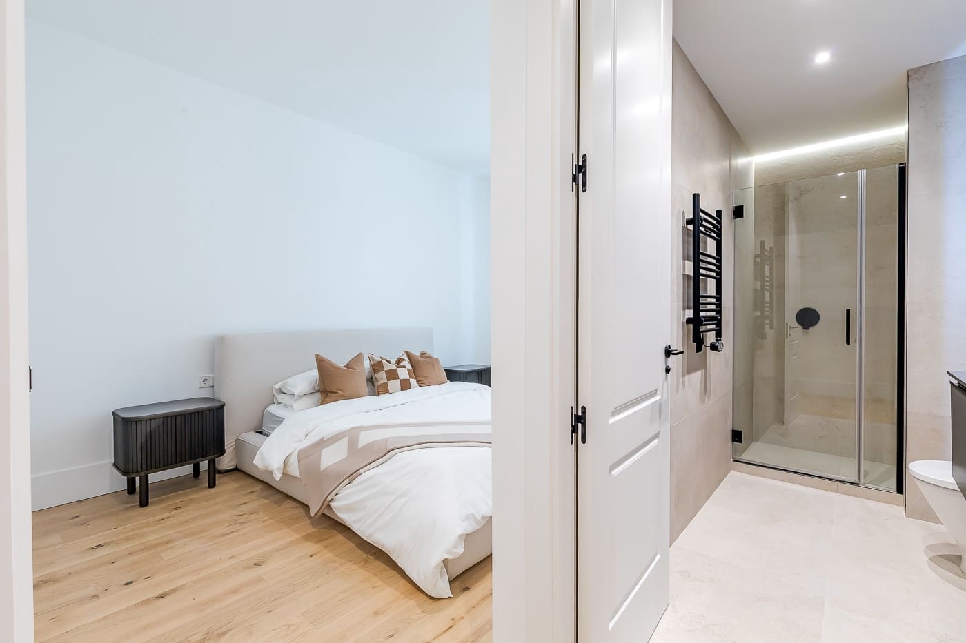 4 bedroom Apartment for sale in Madrid city with garage - € 3,375,000 (Ref: 9733449)