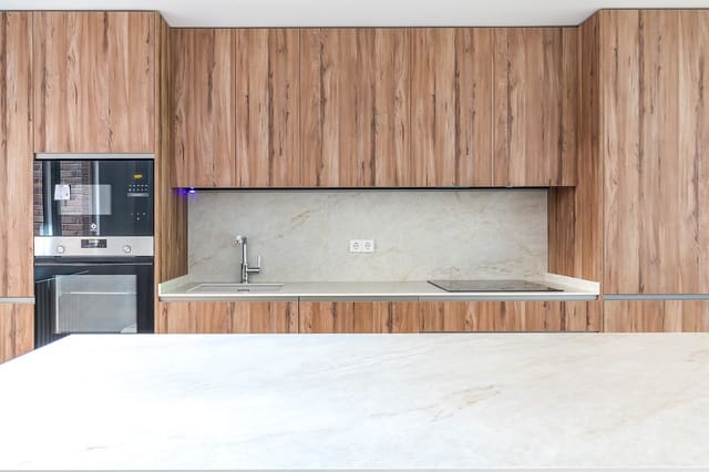 3 soverom Leilighet til salgs i Almagro, Madrid by med garasje - € 2 700 000 (Ref: 9733609)