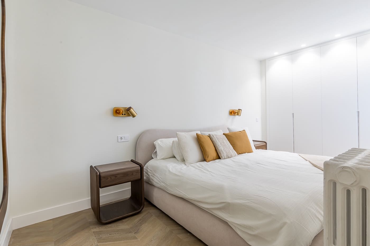 2 bedroom Flat for sale in Madrid city - € 930,000 (Ref: 9749239)