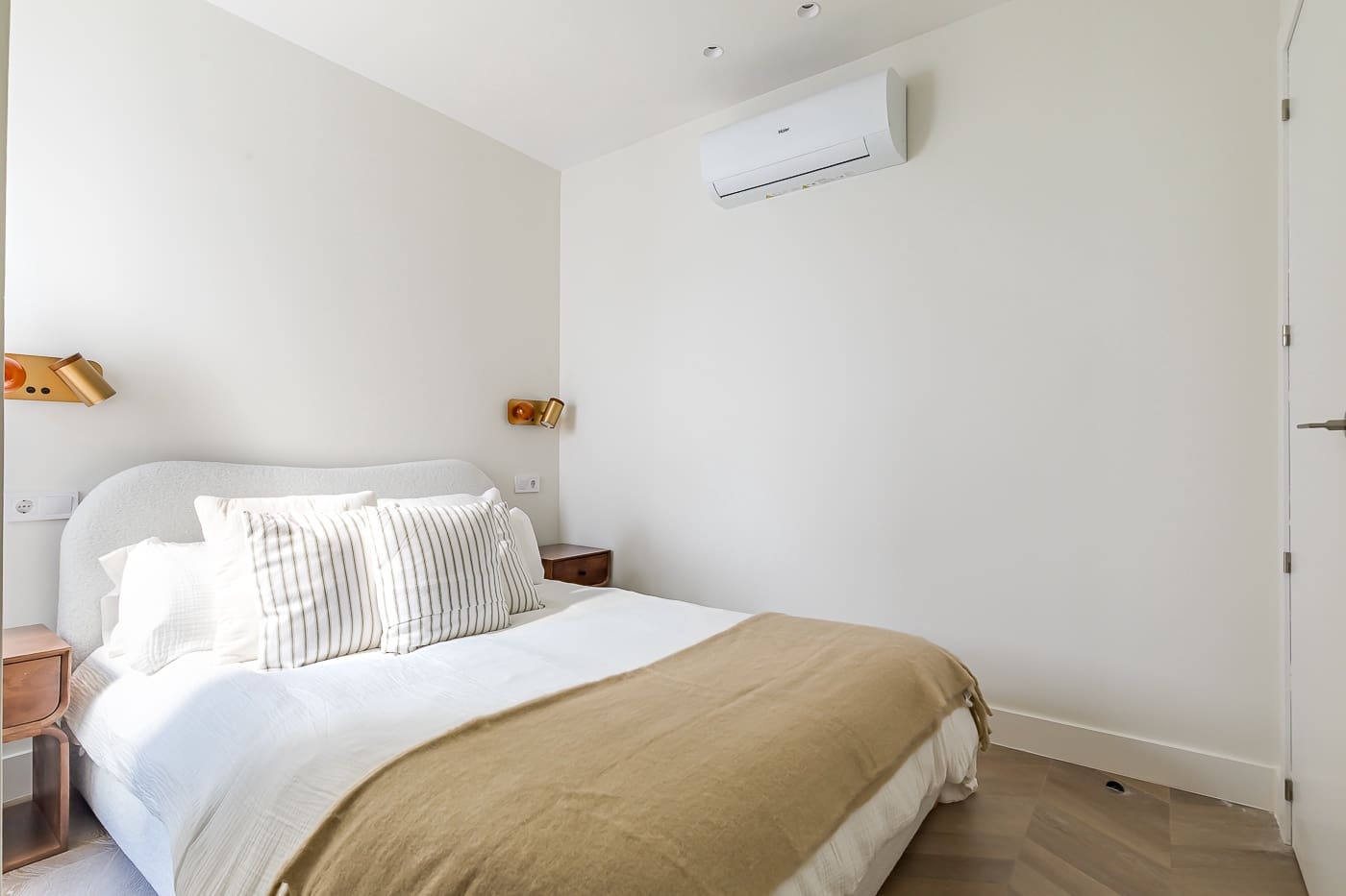 2 bedroom Flat for sale in Madrid city - € 930,000 (Ref: 9749239)