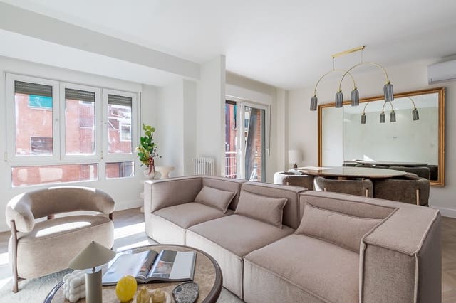 2 soverom Leilighet til salgs i Ciudad Jardín, Madrid by - € 930 000 (Ref: 9749239)