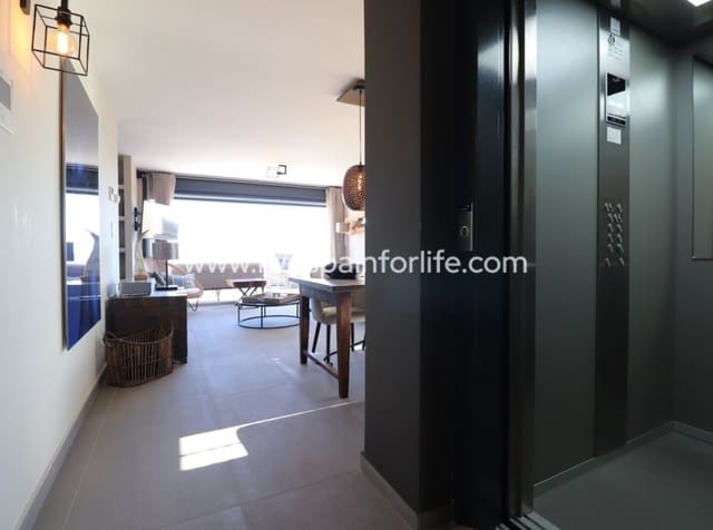 3 quarto Apartamento para venda em Puerto Deportivo, Guardamar del Segura com piscina garagem - 580 000 € (Ref: 10007500)
