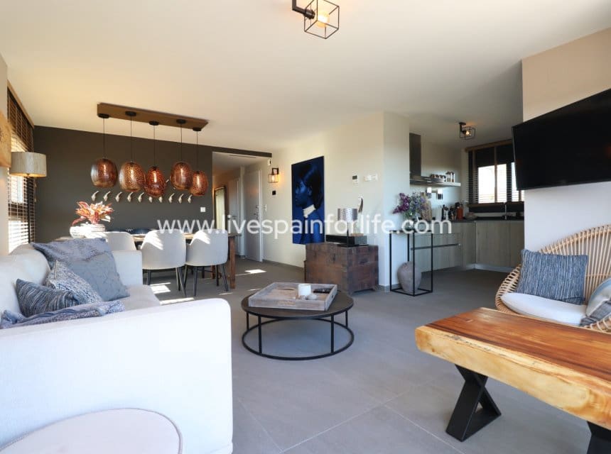 3 quarto Apartamento para venda em Guardamar del Segura com piscina garagem - 580 000 € (Ref: 10007500)