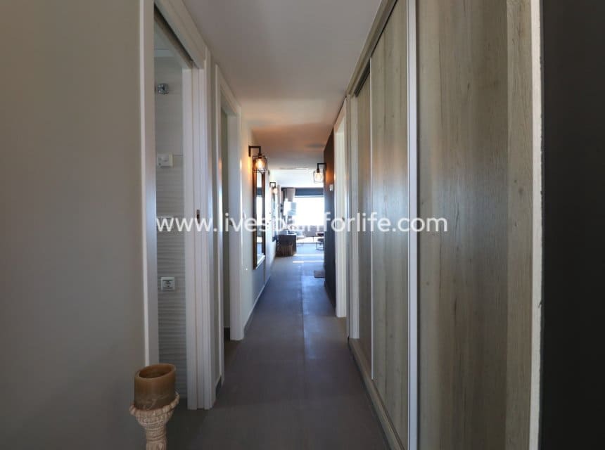 3 quarto Apartamento para venda em Guardamar del Segura com piscina garagem - 580 000 € (Ref: 10007500)