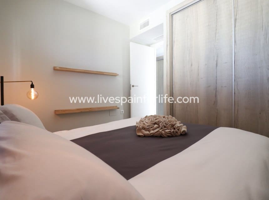 3 quarto Apartamento para venda em Guardamar del Segura com piscina garagem - 580 000 € (Ref: 10007500)