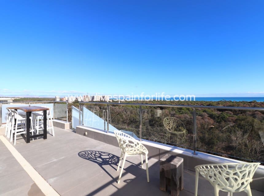 3 quarto Apartamento para venda em Guardamar del Segura com piscina garagem - 580 000 € (Ref: 10007500)