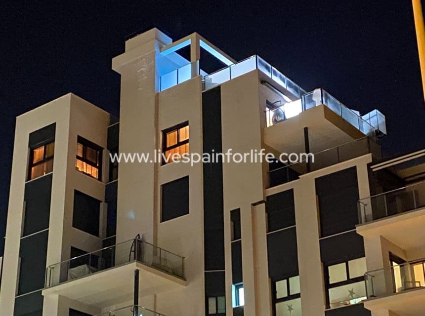 3 quarto Apartamento para venda em Guardamar del Segura com piscina garagem - 580 000 € (Ref: 10007500)