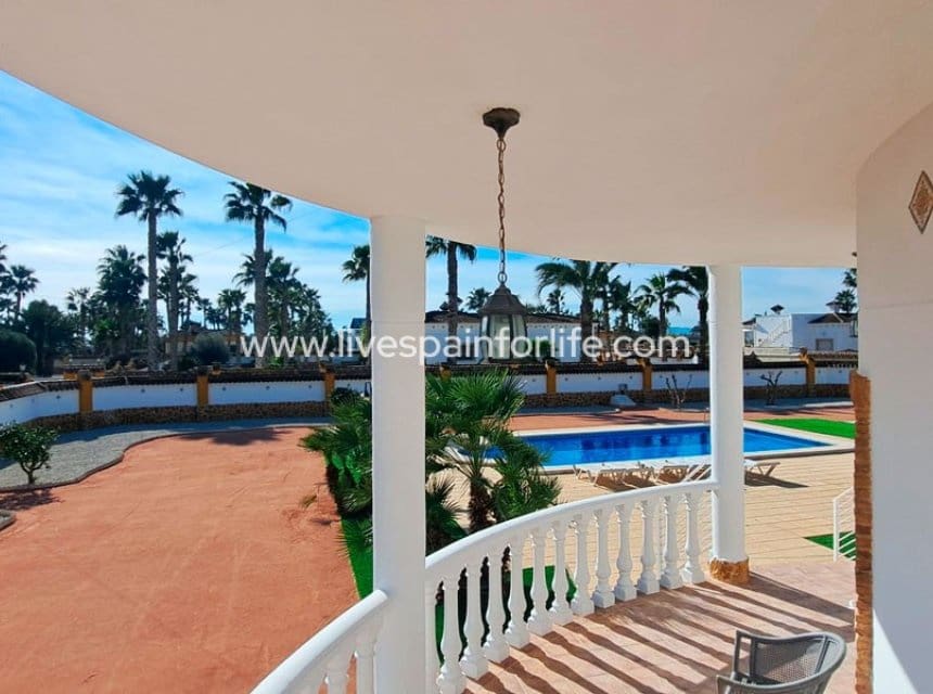 3 bedroom Finca/Country House for sale in Catral with pool garage - € 440,000 (Ref: 10007501)