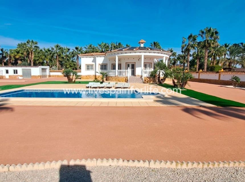 3 bedroom Finca/Country House for sale in Catral with pool garage - € 440,000 (Ref: 10007501)