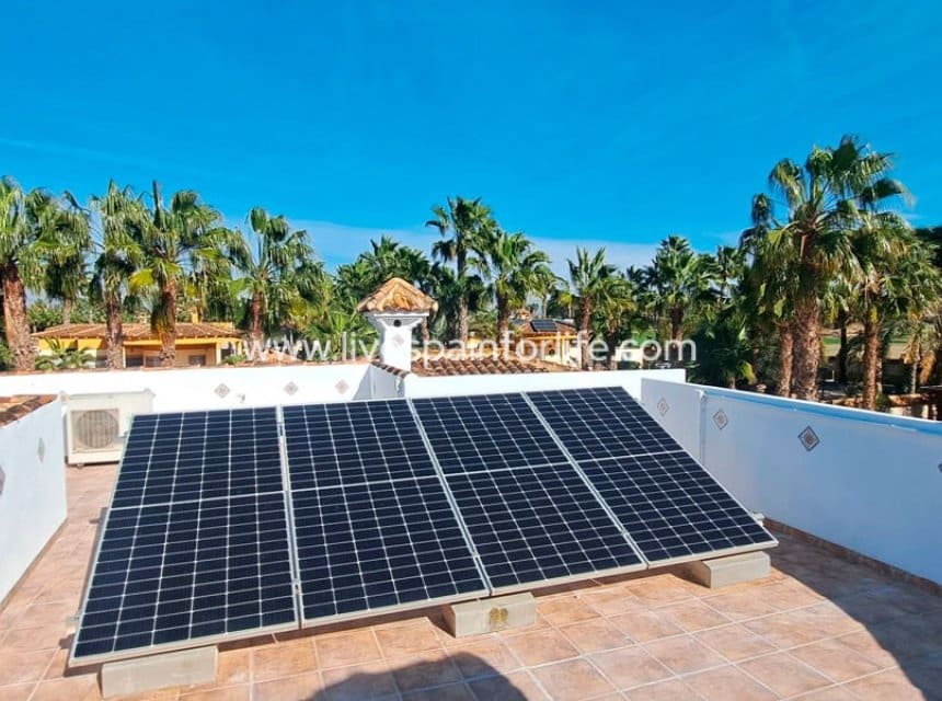 3 bedroom Finca/Country House for sale in Catral with pool garage - € 440,000 (Ref: 10007501)