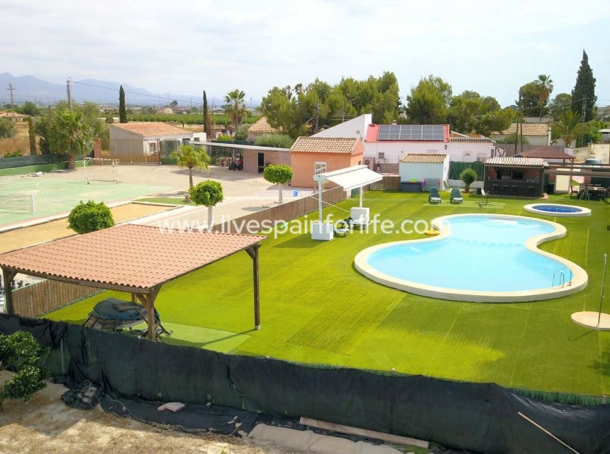 4 chambre Finca/Maison de Campagne à vendre à Benferri avec piscine garage - 350 000 € (Ref: 10007502)