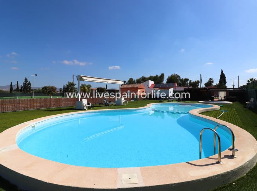 4 chambre Finca/Maison de Campagne à vendre à Benferri avec piscine garage - 350 000 € (Ref: 10007502)