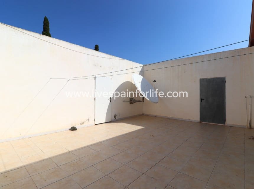 3 bedroom Finca/Country House for sale in Albatera with pool garage - € 325,000 (Ref: 10007503)