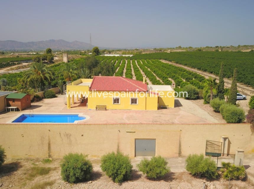 3 bedroom Finca/Country House for sale in Albatera with pool garage - € 325,000 (Ref: 10007503)
