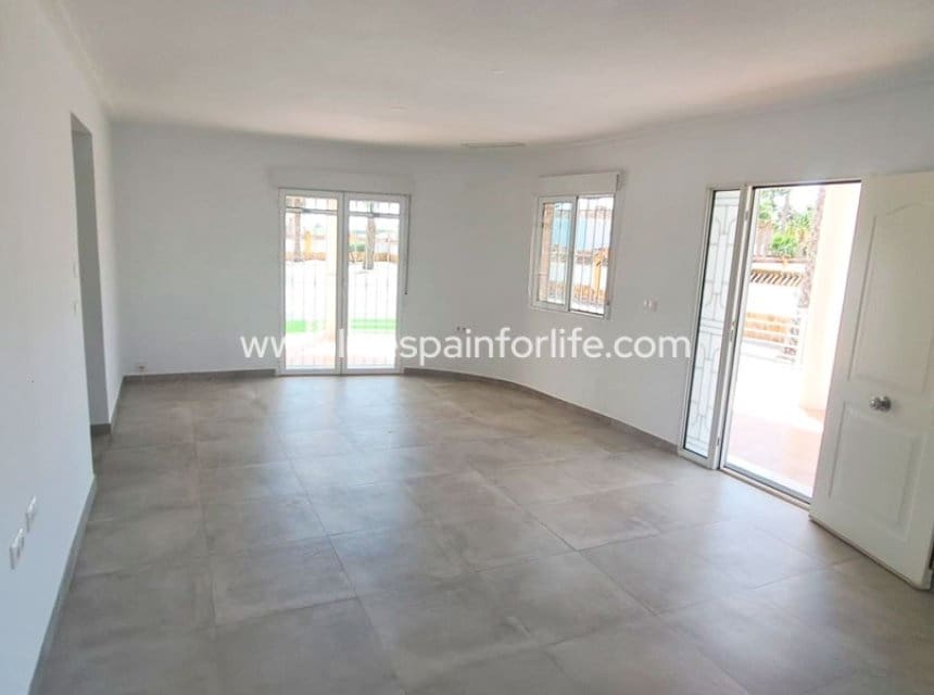 3 Zimmer Finca/Landgut zu verkaufen in Catral mit Garage - 410.000 € (Ref: 10007505)