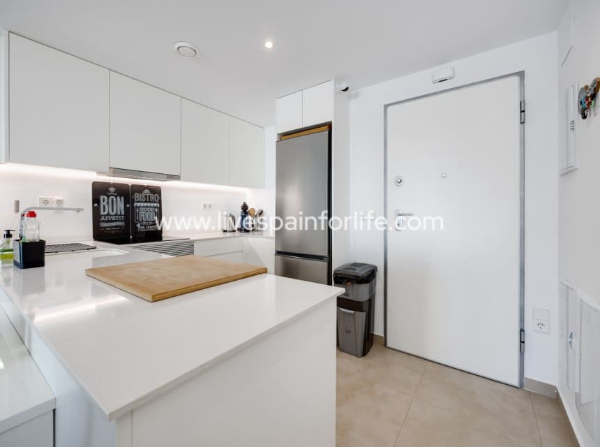 2 quarto Apartamento para venda em Pilar de la Horadada com piscina - 259 950 € (Ref: 10007506)