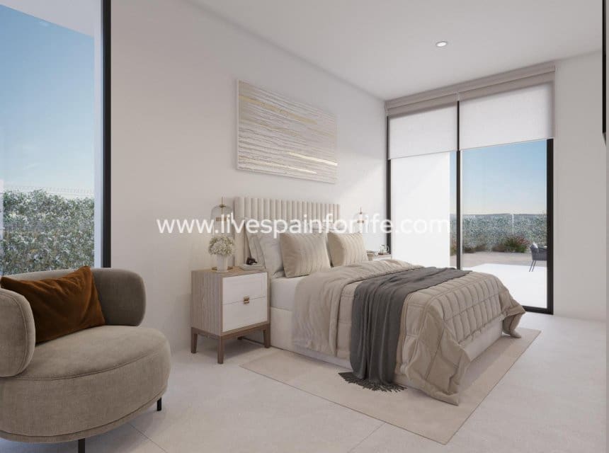 3 sypialnia Willa na sprzedaż w Hacienda del Alamo z basenem - 662 948 € (Ref: 10007509)