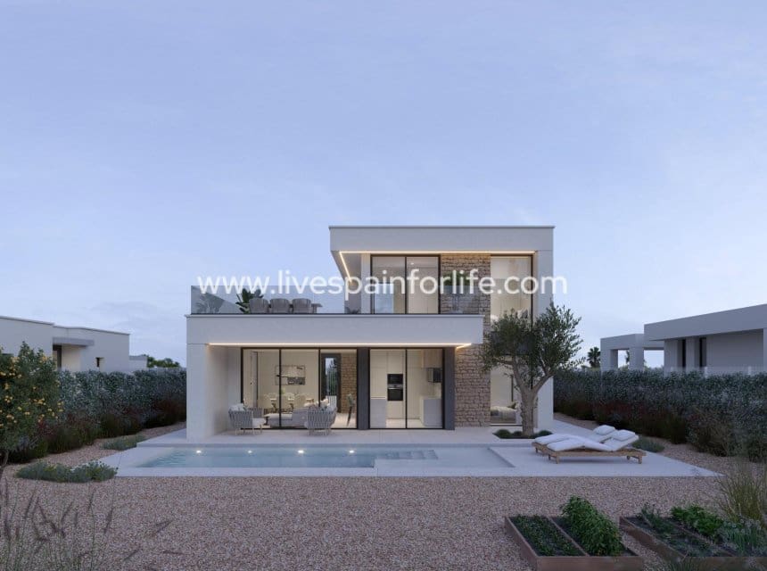 3 Zimmer Villa zu verkaufen in Hacienda del Alamo mit Pool - 618.046 € (Ref: 10007510)