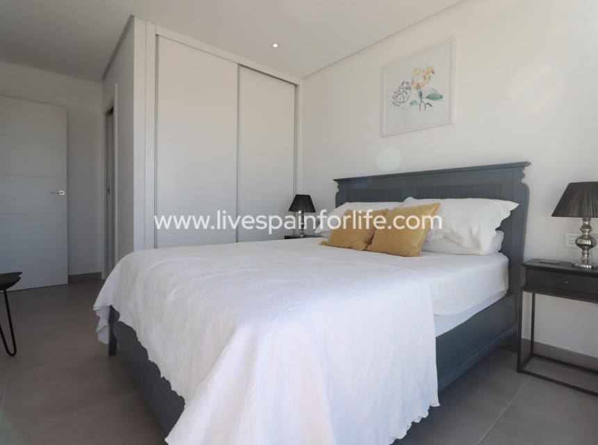 3 sovrum Villa till salu i Benimar med pool garage - 695 000 € (Ref: 10007511)