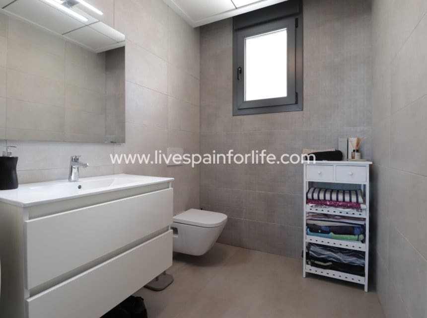 3 sovrum Villa till salu i Benimar med pool garage - 695 000 € (Ref: 10007511)