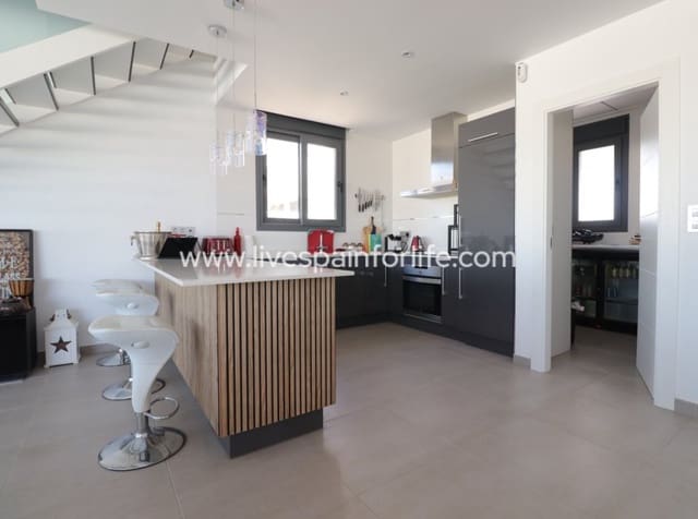 3 sovrum Villa till salu i Benimar, Benijófar med pool garage - 695 000 € (Ref: 10007511)
