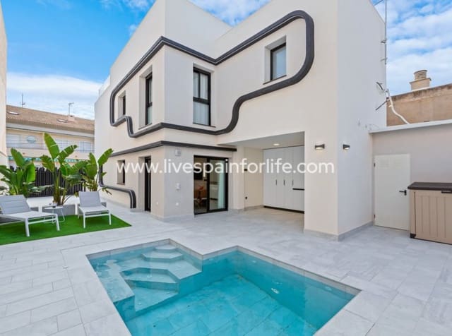 4 bedroom Semi-detached Villa for sale in Torre de la Horadada, Pilar de la Horadada with pool garage - € 649,000 (Ref: 10007512)
