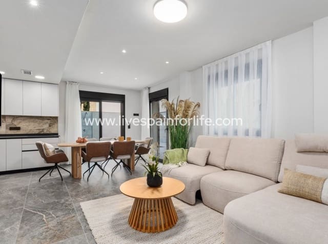 4 bedroom Semi-detached Villa for sale in Torre de la Horadada, Pilar de la Horadada with pool garage - € 649,000 (Ref: 10007512)