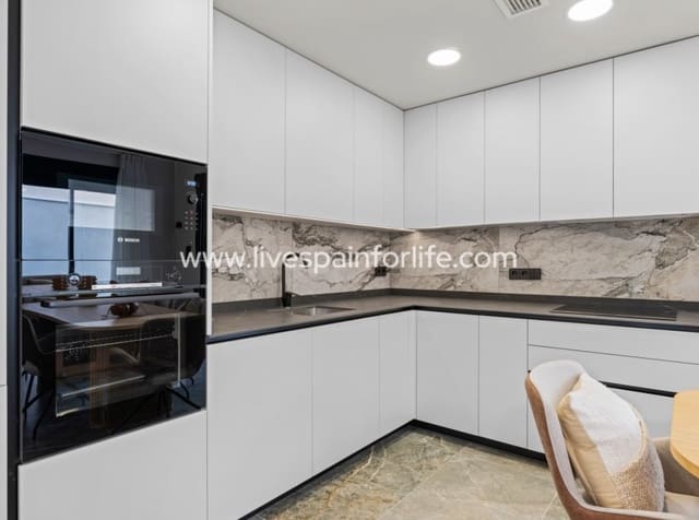 4 bedroom Semi-detached Villa for sale in Torre de la Horadada, Pilar de la Horadada with pool garage - € 649,000 (Ref: 10007512)