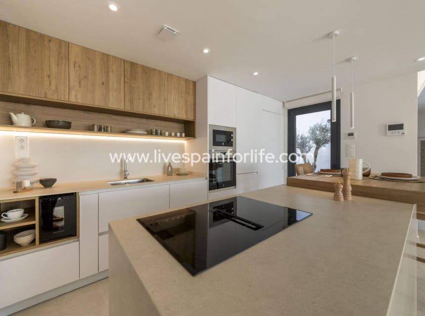 3 soverom Villa til salgs i Banos y Mendigo med svømmebasseng - € 389 900 (Ref: 10007514)