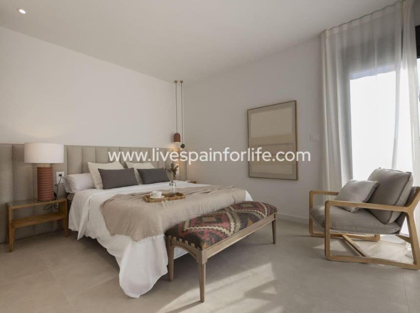3 soverom Villa til salgs i Banos y Mendigo med svømmebasseng - € 389 900 (Ref: 10007514)