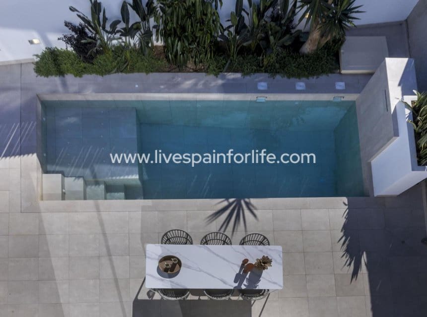 3 soverom Villa til salgs i Banos y Mendigo med svømmebasseng - € 389 900 (Ref: 10007514)