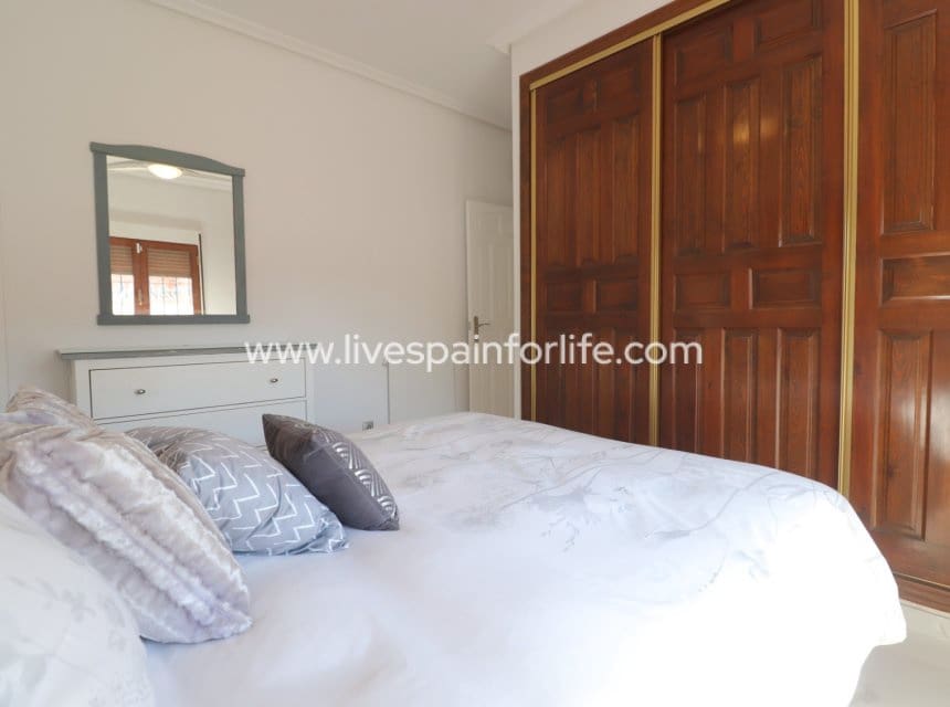 3 bedroom Villa for sale in Formentera del Segura with pool garage - € 425,000 (Ref: 10007515)