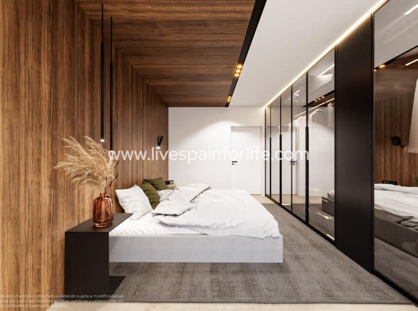 4 sypialnia Willa na sprzedaż w La Zenia z basenem garażem - 1 600 000 € (Ref: 10007517)