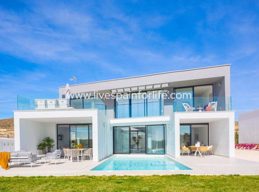 4 sypialnia Willa na sprzedaż w Banos y Mendigo z basenem - 1 101 500 € (Ref: 10007519)