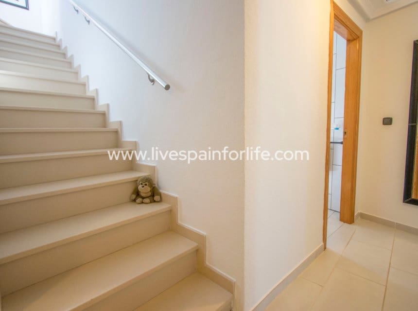 4 bedroom Finca/Country House for sale in Catral with pool garage - € 549,000 (Ref: 10007868)