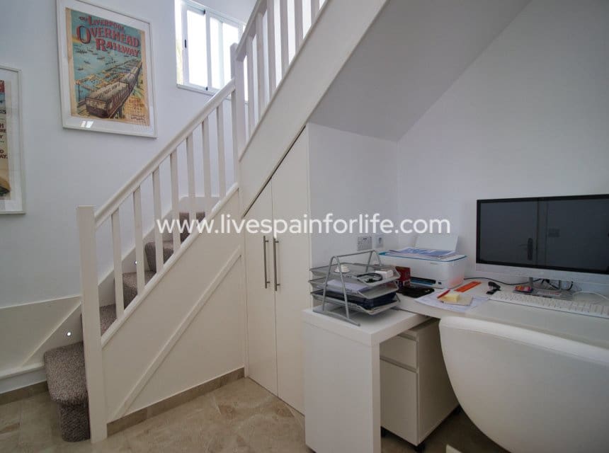 5 chambre Finca/Maison de Campagne à vendre à Albatera avec piscine - 560 000 € (Ref: 10035954)