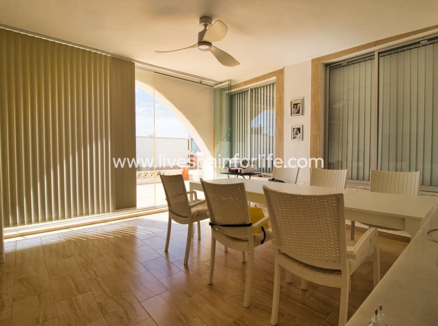 5 chambre Finca/Maison de Campagne à vendre à Albatera avec piscine - 560 000 € (Ref: 10035954)