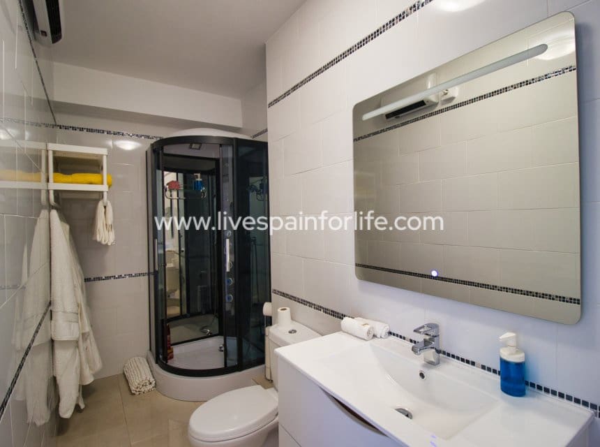 5 chambre Finca/Maison de Campagne à vendre à Albatera avec piscine - 560 000 € (Ref: 10035954)