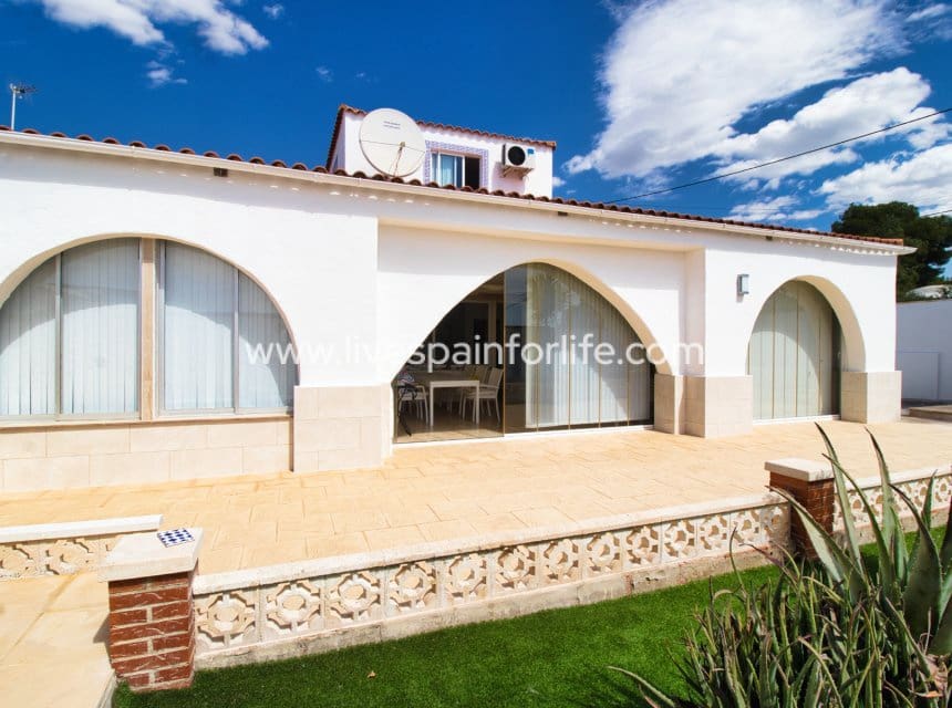 5 chambre Finca/Maison de Campagne à vendre à Albatera avec piscine - 560 000 € (Ref: 10035954)