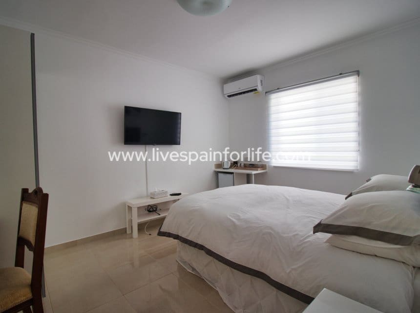 5 chambre Finca/Maison de Campagne à vendre à Albatera avec piscine - 560 000 € (Ref: 10035955)