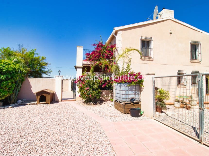 5 camera da letto Finca/Casa di Campagna in vendita in Albatera con garage - 320.000 € (Rif: 10035956)
