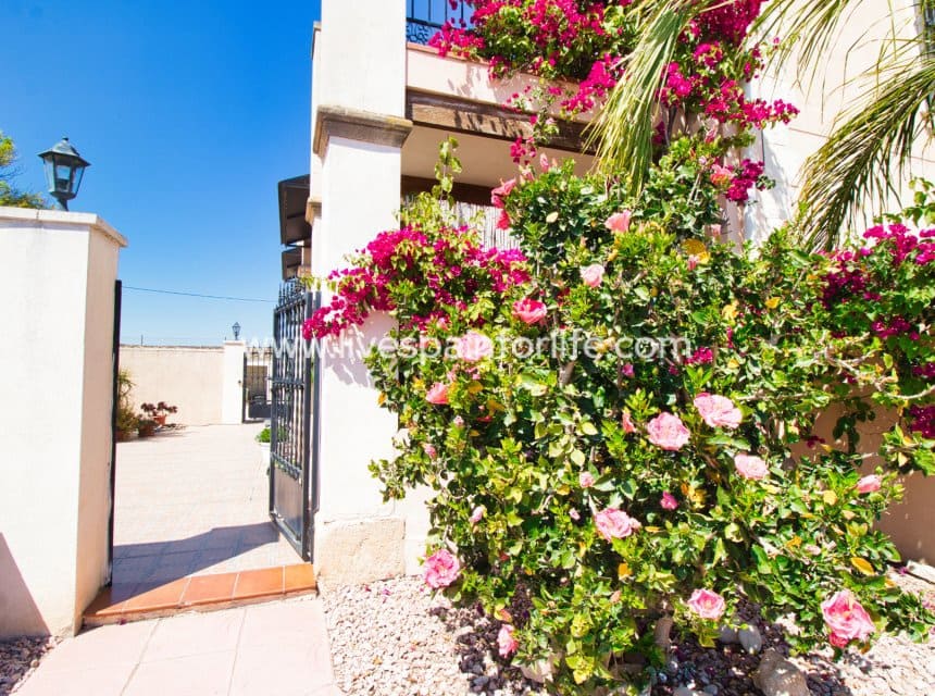 5 camera da letto Finca/Casa di Campagna in vendita in Albatera con garage - 320.000 € (Rif: 10035956)