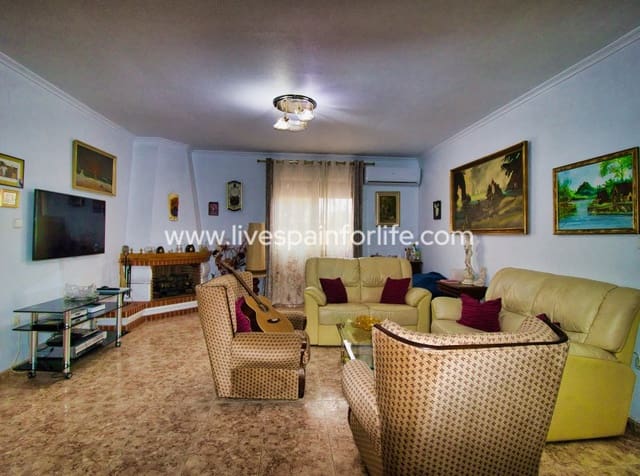 4 sovrum Finca/Hus på landet till salu i Crevillente / Crevillent med pool garage - 365 000 € (Ref: 10036208)