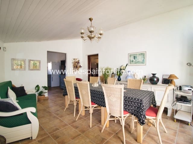3 chambre Finca/Maison de Campagne à vendre à Dolores avec piscine garage - 495 000 € (Ref: 10036209)