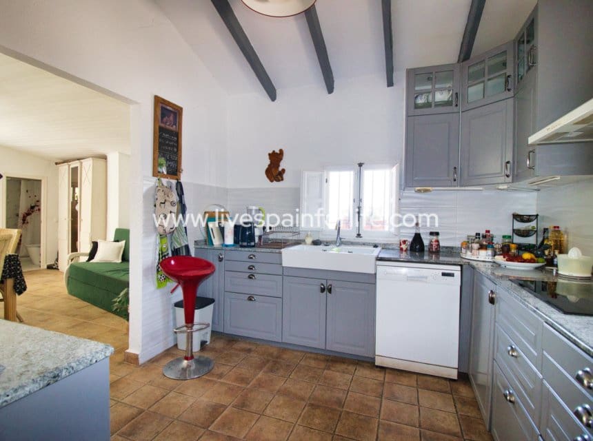 3 camera da letto Finca/Casa di Campagna in vendita in Dolores con piscina garage - 495.000 € (Rif: 10036209)